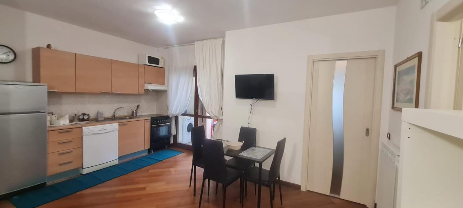 Salute Apartments Терни Экстерьер фото